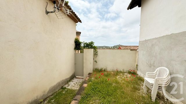 Maison &agrave; louer - 3 pi&egrave;ces - 67,11 m2 - La Garde - 83 - PROVENCE-ALPES-COTE-D-AZUR