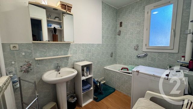 Appartement F1 bis &agrave; vendre - 2 pi&egrave;ces - 47,04 m2 - La Garde - 83 - PROVENCE-ALPES-COTE-D-AZUR
