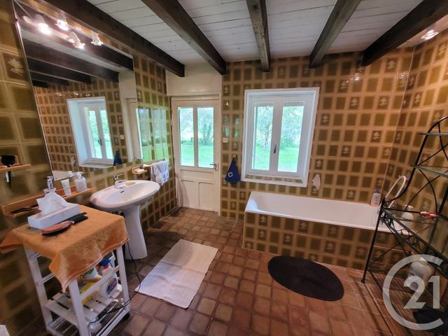 Maison &agrave; vendre - 5 pi&egrave;ces - 150 m2 - La Chapelle Thecle - 71 - BOURGOGNE