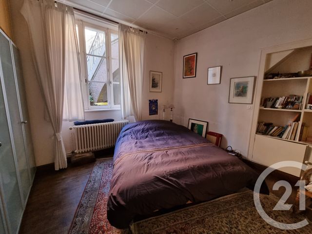 Appartement T4 à vendre - 5 pièces - 145,48 m2 - Louhans - 71 - BOURGOGNE