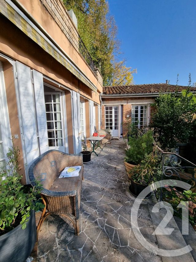 Appartement T4 à vendre - 5 pièces - 145,48 m2 - Louhans - 71 - BOURGOGNE