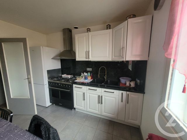 Maison &agrave; vendre - 7 pi&egrave;ces - 102,20 m2 - St Vincent En Bresse - 71 - BOURGOGNE
