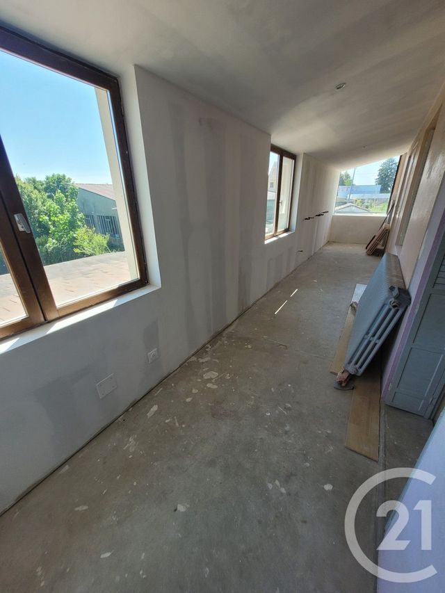 Maison &agrave; vendre - 6 pi&egrave;ces - 135,60 m2 - Louhans Chateaurenaud - 71 - BOURGOGNE