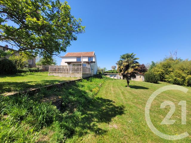 Maison &agrave; vendre - 6 pi&egrave;ces - 135,60 m2 - Louhans Chateaurenaud - 71 - BOURGOGNE