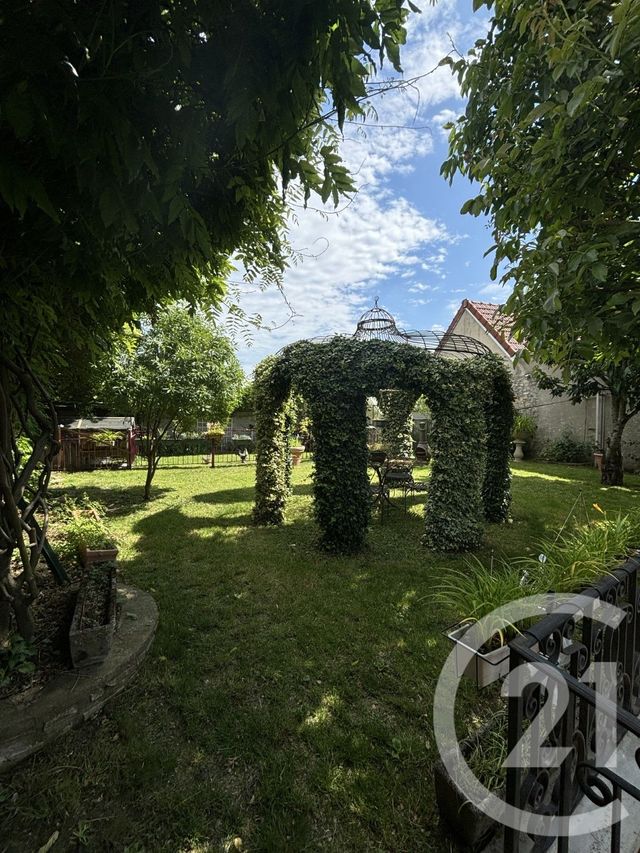 Maison à vendre - 6 pièces - 165 m2 - Nanteuil Le Haudouin - 60 - PICARDIE