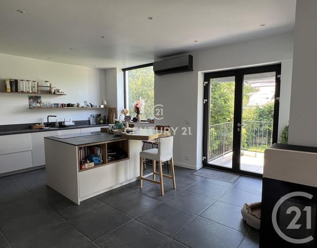 Maison à louer - 6 pièces - 180 m2 - Croix - 59 - NORD-PAS-DE-CALAIS