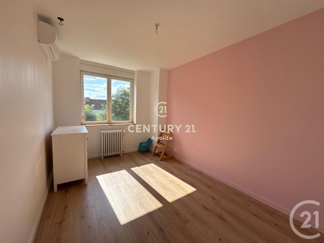 Maison à louer - 6 pièces - 180 m2 - Croix - 59 - NORD-PAS-DE-CALAIS