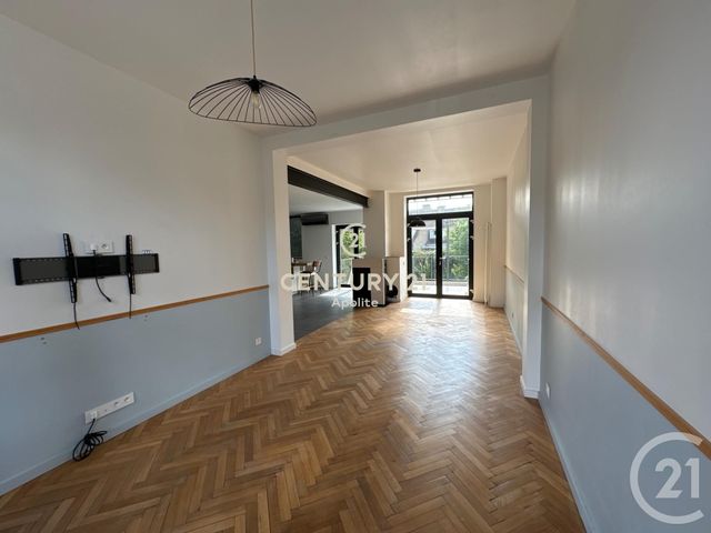 Maison à louer - 6 pièces - 180 m2 - Croix - 59 - NORD-PAS-DE-CALAIS