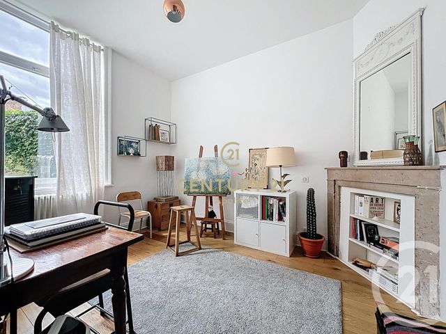 Appartement F4 à vendre - 4 pièces - 87 m2 - La Madeleine - 59 - NORD-PAS-DE-CALAIS