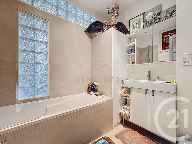 Appartement F4 à vendre - 4 pièces - 138 m2 - La Madeleine - 59 - NORD-PAS-DE-CALAIS