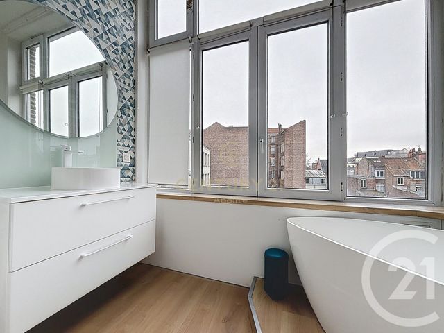 Appartement T3 &agrave; louer - 3 pi&egrave;ces - 77,20 m2 - La Madeleine - 59 - NORD-PAS-DE-CALAIS