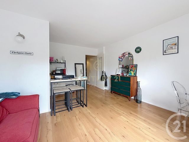 Appartement Studio &agrave; louer - 1 pi&egrave;ce - 26,98 m2 - La Madeleine - 59 - NORD-PAS-DE-CALAIS