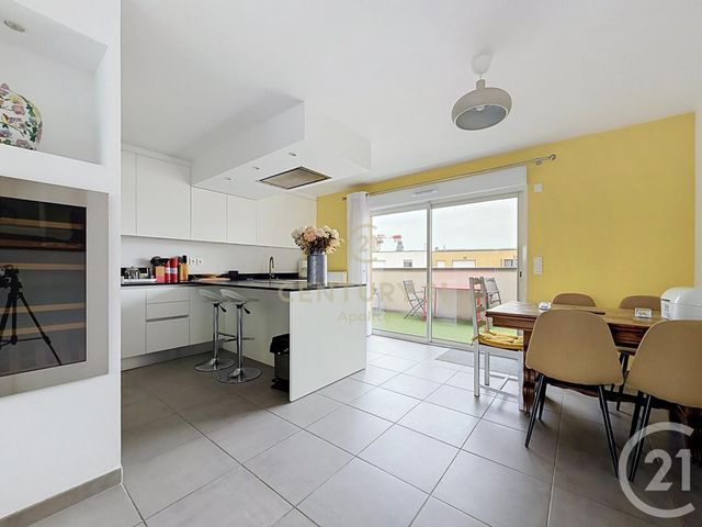 Appartement F4 &agrave; vendre - 4 pi&egrave;ces - 97,82 m2 - La Madeleine - 59 - NORD-PAS-DE-CALAIS