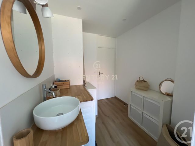 Maison &agrave; louer - 3 pi&egrave;ces - 52,36 m2 - La Madeleine - 59 - NORD-PAS-DE-CALAIS