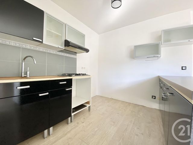 Appartement T4 &agrave; louer - 4 pi&egrave;ces - 68,06 m2 - Pressins - 38 - RHONE-ALPES