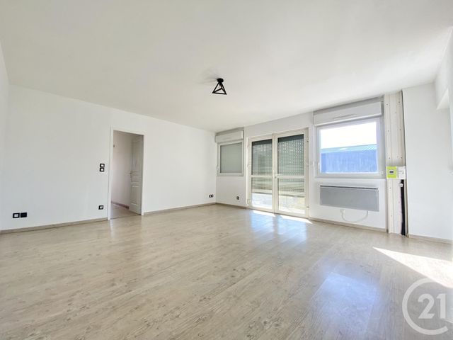 Appartement T4 &agrave; louer - 4 pi&egrave;ces - 68,06 m2 - Pressins - 38 - RHONE-ALPES