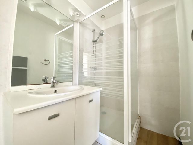 Appartement T4 &agrave; louer - 4 pi&egrave;ces - 68,06 m2 - Pressins - 38 - RHONE-ALPES