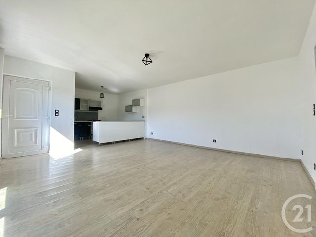 Appartement T4 &agrave; louer - 4 pi&egrave;ces - 68,06 m2 - Pressins - 38 - RHONE-ALPES