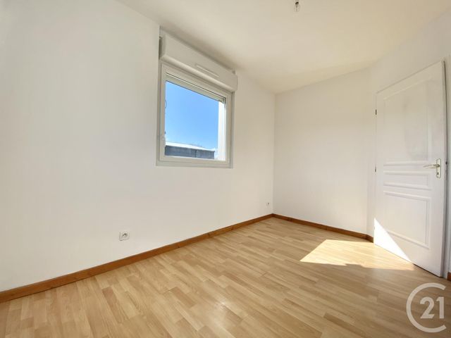 Appartement T4 &agrave; louer - 4 pi&egrave;ces - 68,06 m2 - Pressins - 38 - RHONE-ALPES