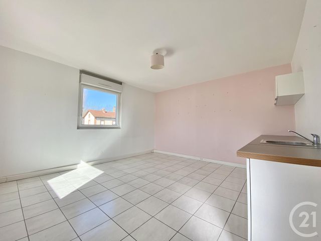 Appartement T4 &agrave; louer - 4 pi&egrave;ces - 68,06 m2 - Pressins - 38 - RHONE-ALPES