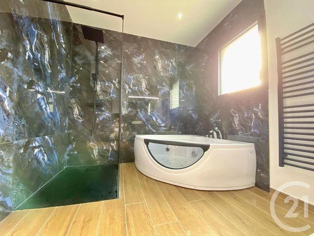 Maison à vendre - 6 pièces - 215,41 m2 - Lepin Le Lac - 73 - RHONE-ALPES