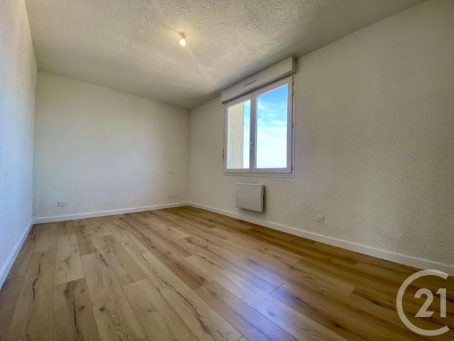 Appartement T4 &agrave; vendre - 4 pi&egrave;ces - 77,44 m2 - Les Abrets En Dauphine - 38 - RHONE-ALPES