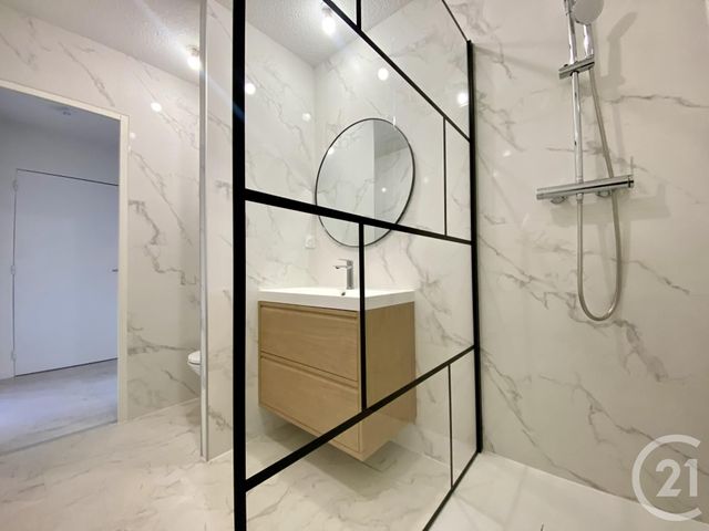 Appartement T4 &agrave; vendre - 4 pi&egrave;ces - 77,44 m2 - Les Abrets En Dauphine - 38 - RHONE-ALPES