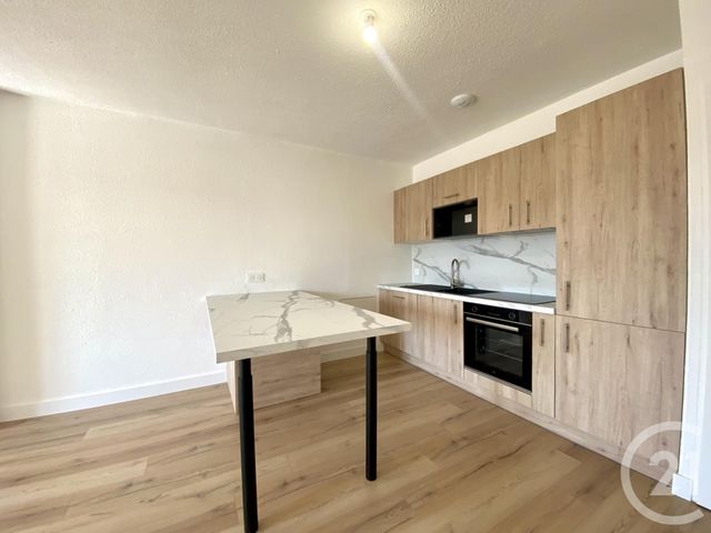Appartement T4 &agrave; vendre - 4 pi&egrave;ces - 77,44 m2 - Les Abrets En Dauphine - 38 - RHONE-ALPES