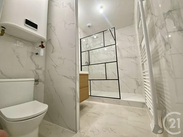 Appartement T4 &agrave; vendre - 4 pi&egrave;ces - 77,44 m2 - Les Abrets En Dauphine - 38 - RHONE-ALPES