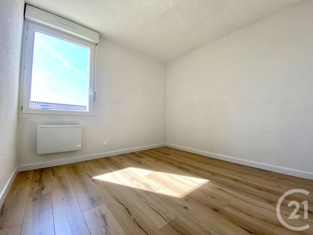 Appartement T4 &agrave; vendre - 4 pi&egrave;ces - 77,44 m2 - Les Abrets En Dauphine - 38 - RHONE-ALPES