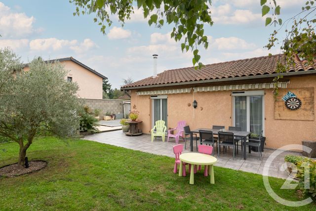 Maison à vendre - 5 pièces - 109,75 m2 - Pusignan - 69 - RHONE-ALPES