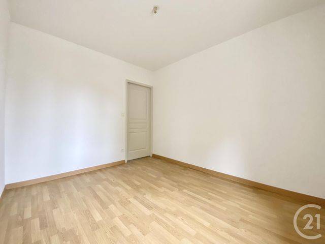 Appartement T3 à louer - 3 pièces - 70,92 m2 - Les Avenieres Veyrins Thuellin - 38 - RHONE-ALPES