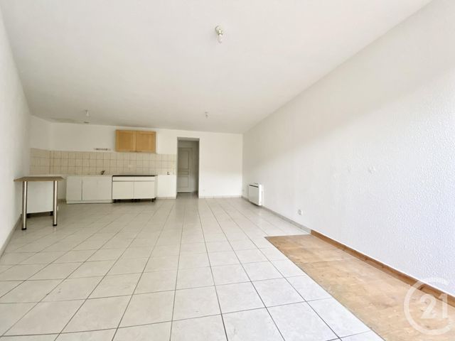 Appartement T3 à louer - 3 pièces - 70,92 m2 - Les Avenieres Veyrins Thuellin - 38 - RHONE-ALPES