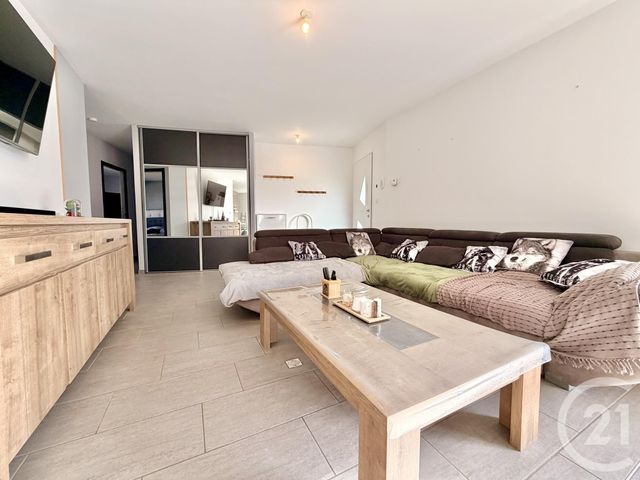 Maison &agrave; louer - 4 pi&egrave;ces - 122,10 m2 - Charancieu - 38 - RHONE-ALPES