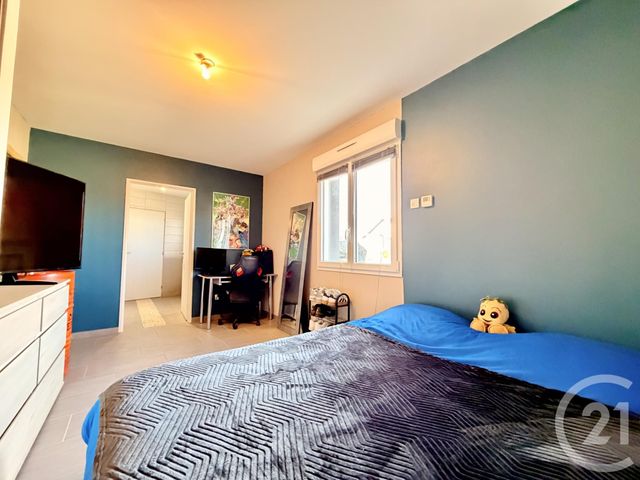 Maison &agrave; louer - 4 pi&egrave;ces - 122,10 m2 - Charancieu - 38 - RHONE-ALPES