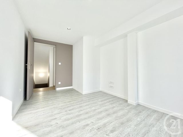 Immeuble &agrave; vendre - 162,96 m2 - Les Abrets En Dauphine - 38 - RHONE-ALPES