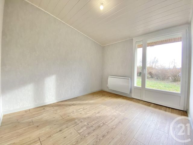 Maison &agrave; louer - 5 pi&egrave;ces - 102,29 m2 - St Andre Le Gaz - 38 - RHONE-ALPES