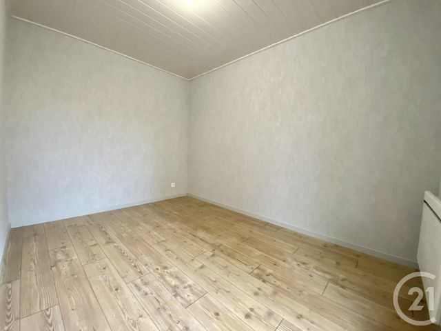 Maison &agrave; louer - 5 pi&egrave;ces - 102,29 m2 - St Andre Le Gaz - 38 - RHONE-ALPES