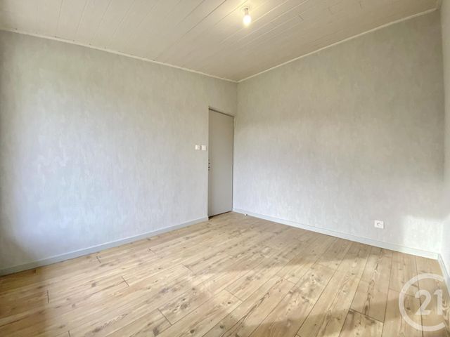 Maison &agrave; louer - 5 pi&egrave;ces - 102,29 m2 - St Andre Le Gaz - 38 - RHONE-ALPES