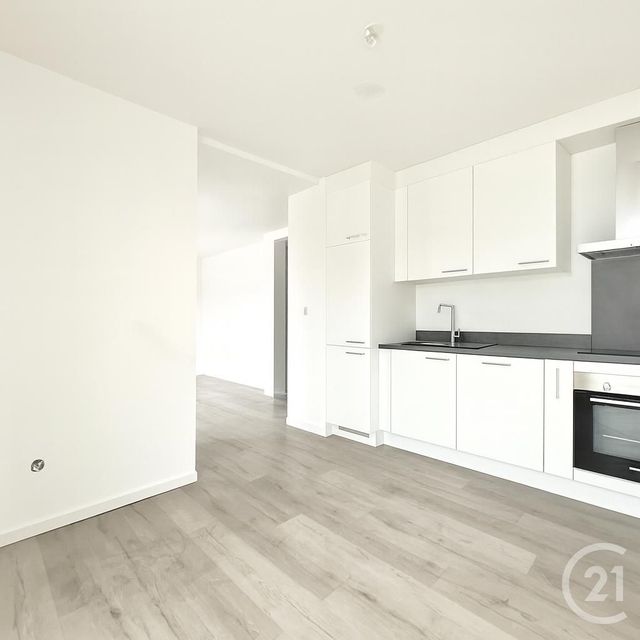 Appartement T3 à vendre - 3 pièces - 55,80 m2 - Les Abrets En Dauphine - 38 - RHONE-ALPES