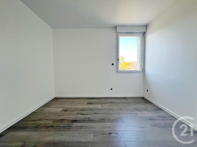 Appartement T3 à vendre - 3 pièces - 55,80 m2 - Les Abrets En Dauphine - 38 - RHONE-ALPES