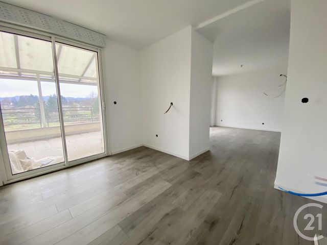 Appartement T3 à vendre - 3 pièces - 55,80 m2 - Les Abrets En Dauphine - 38 - RHONE-ALPES