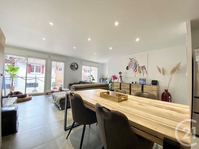 Appartement T4 à vendre - 4 pièces - 94,54 m2 - Les Abrets En Dauphine - 38 - RHONE-ALPES