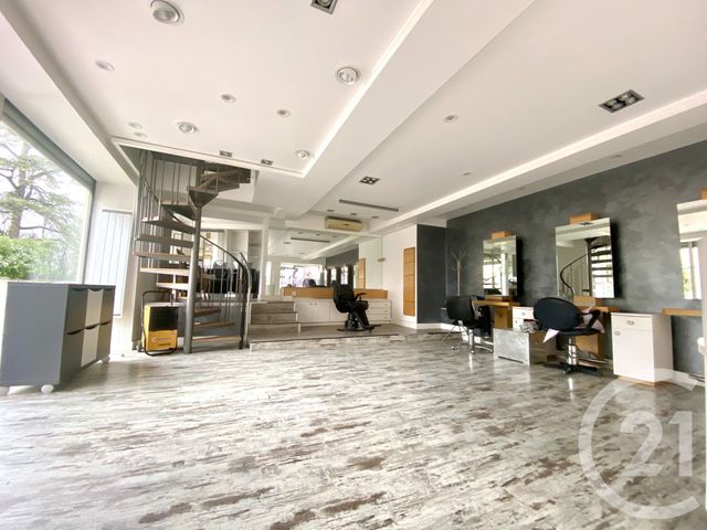 Divers &agrave; vendre - 91,63 m2 - Les Abrets En Dauphine - 38 - RHONE-ALPES