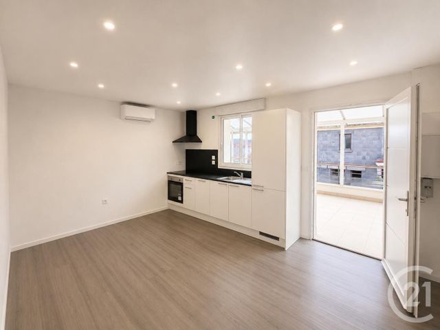 Appartement T3 &agrave; vendre - 3 pi&egrave;ces - 42,54 m2 - Les Abrets En Dauphine - 38 - RHONE-ALPES