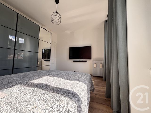 Appartement T3 &agrave; vendre - 4 pi&egrave;ces - 75,48 m2 - La Tour Du Pin - 38 - RHONE-ALPES