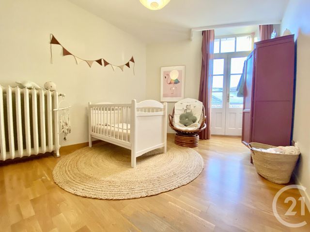 Immeuble &agrave; vendre - 325,50 m2 - Les Abrets En Dauphine - 38 - RHONE-ALPES