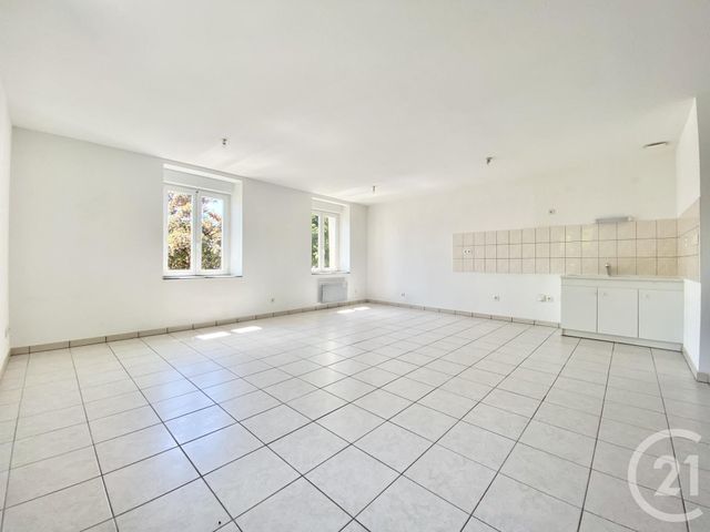 Appartement T4 à louer - 4 pièces - 92,80 m2 - Les Avenieres Veyrins Thuellin - 38 - RHONE-ALPES