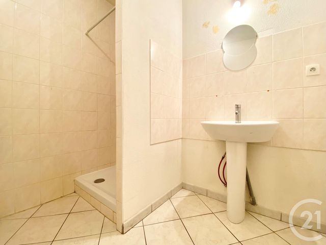 Appartement T4 à louer - 4 pièces - 92,80 m2 - Les Avenieres Veyrins Thuellin - 38 - RHONE-ALPES