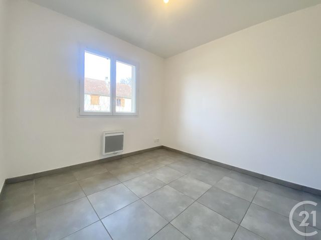 Maison &agrave; louer - 4 pi&egrave;ces - 83,95 m2 - Les Abrets En Dauphine - 38 - RHONE-ALPES